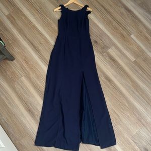 Vera Wang White formal Midnight blue floor length dress with ruffle V back
